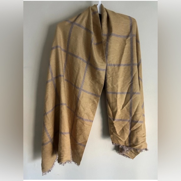 Miniso Accessories - Women’s Thick Plaid Scarf 100% VELVET